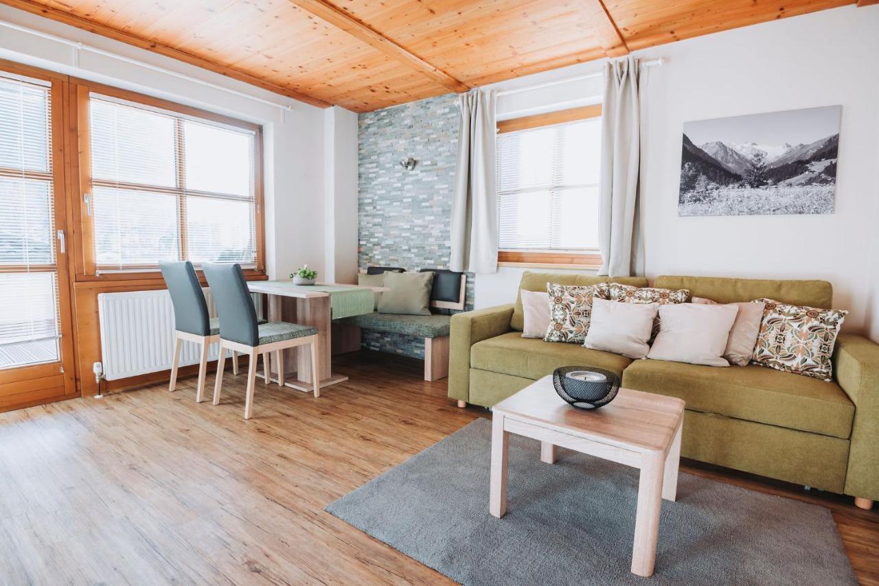 Stern Dagmar Apartment